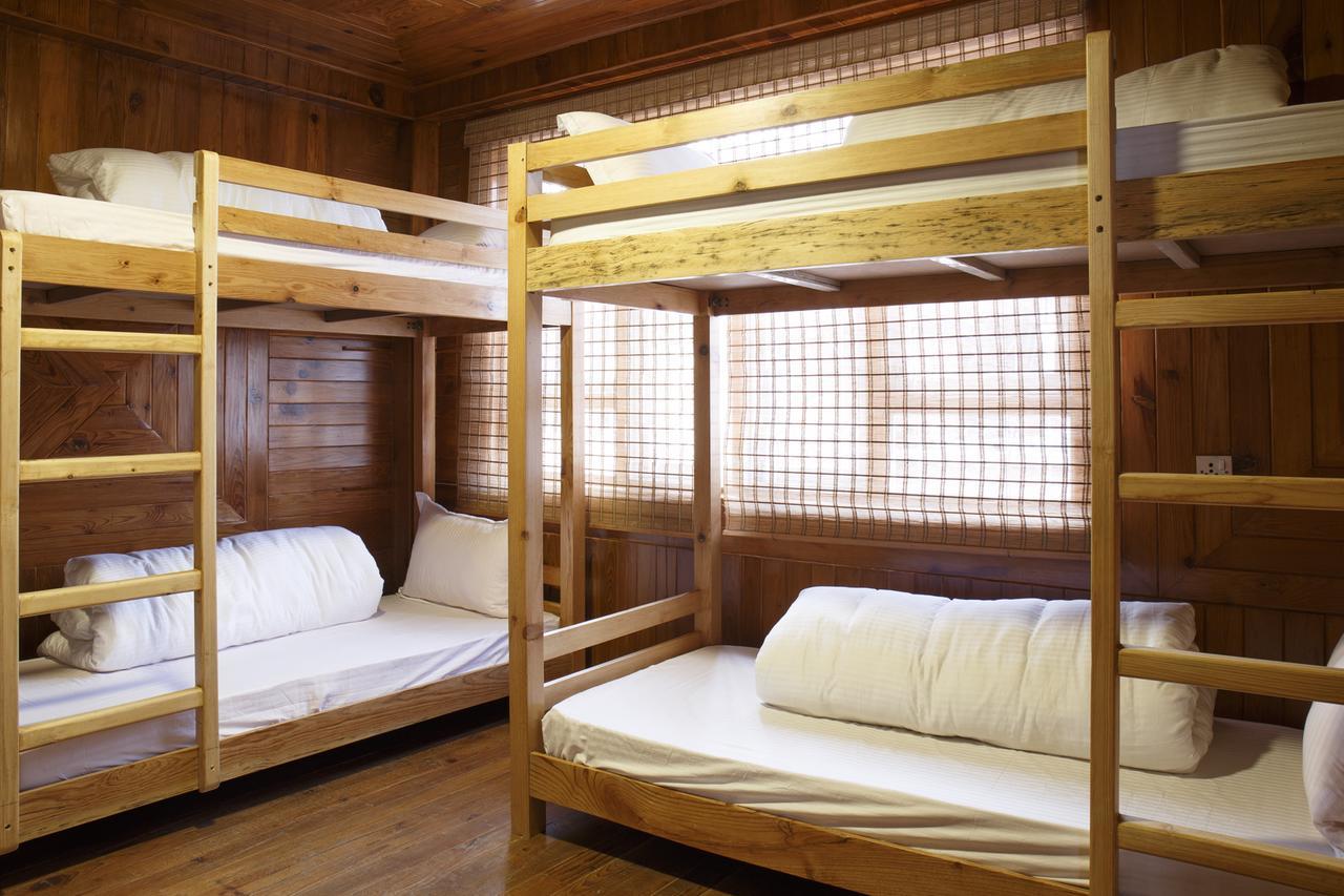 Hostel Milarepa Катманду Экстерьер фото